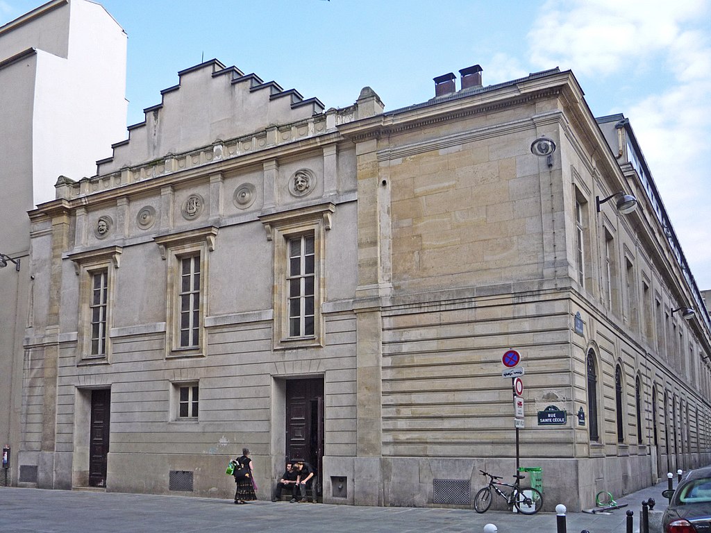 https://upload.wikimedia.org/wikipedia/commons/thumb/5/53/Theatre_du_Conservatoire_Paris_CNSAD.jpg/1024px-Theatre_du_Conservatoire_Paris_CNSAD.jpg